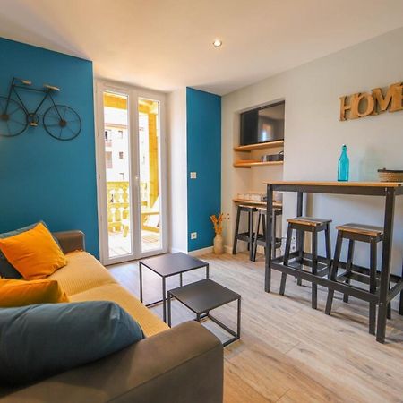 A L'Aventure ! Joli T2 Avec Balcon Centre Ville Annecy Ngoại thất bức ảnh