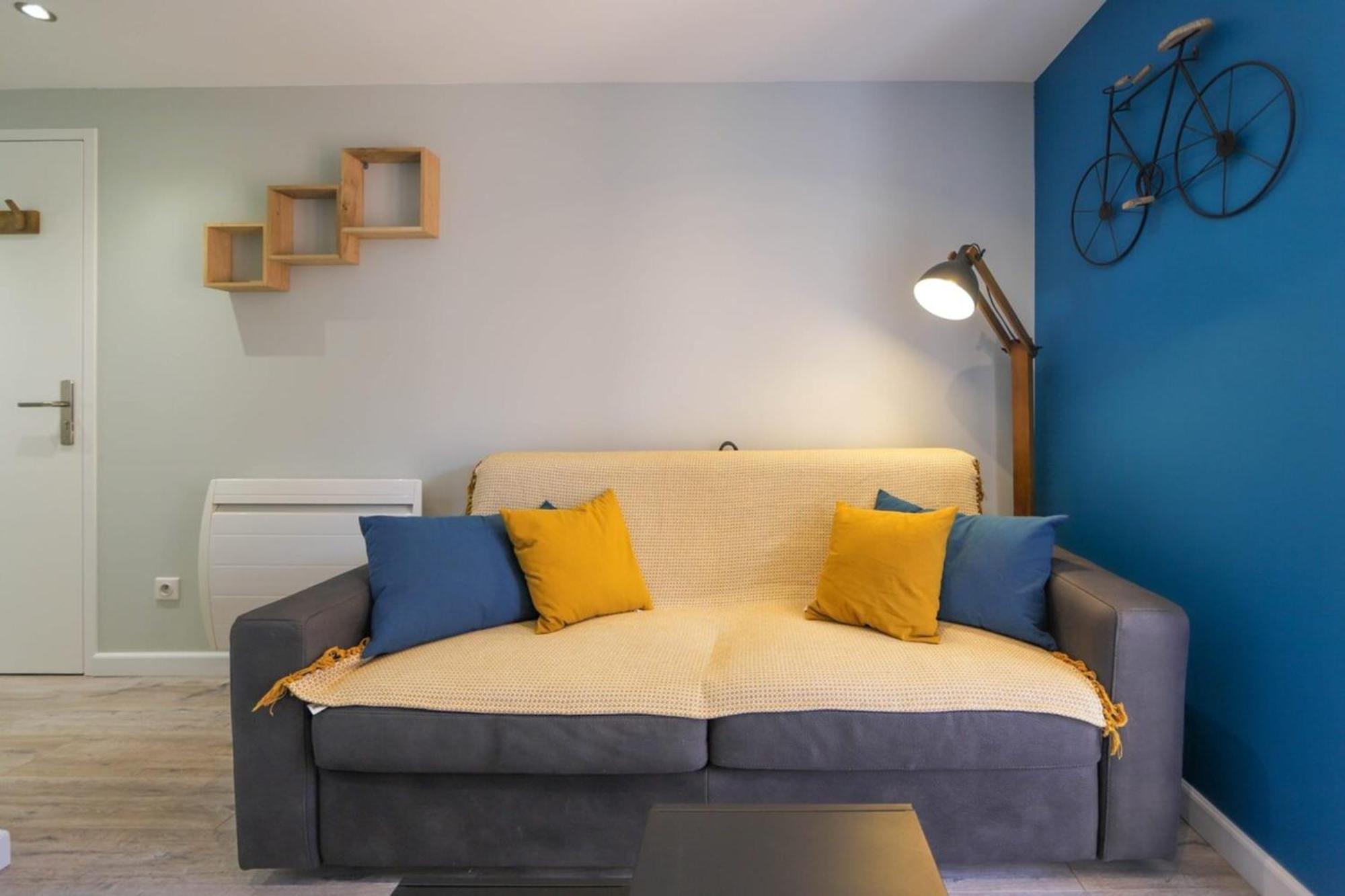A L'Aventure ! Joli T2 Avec Balcon Centre Ville Annecy Ngoại thất bức ảnh