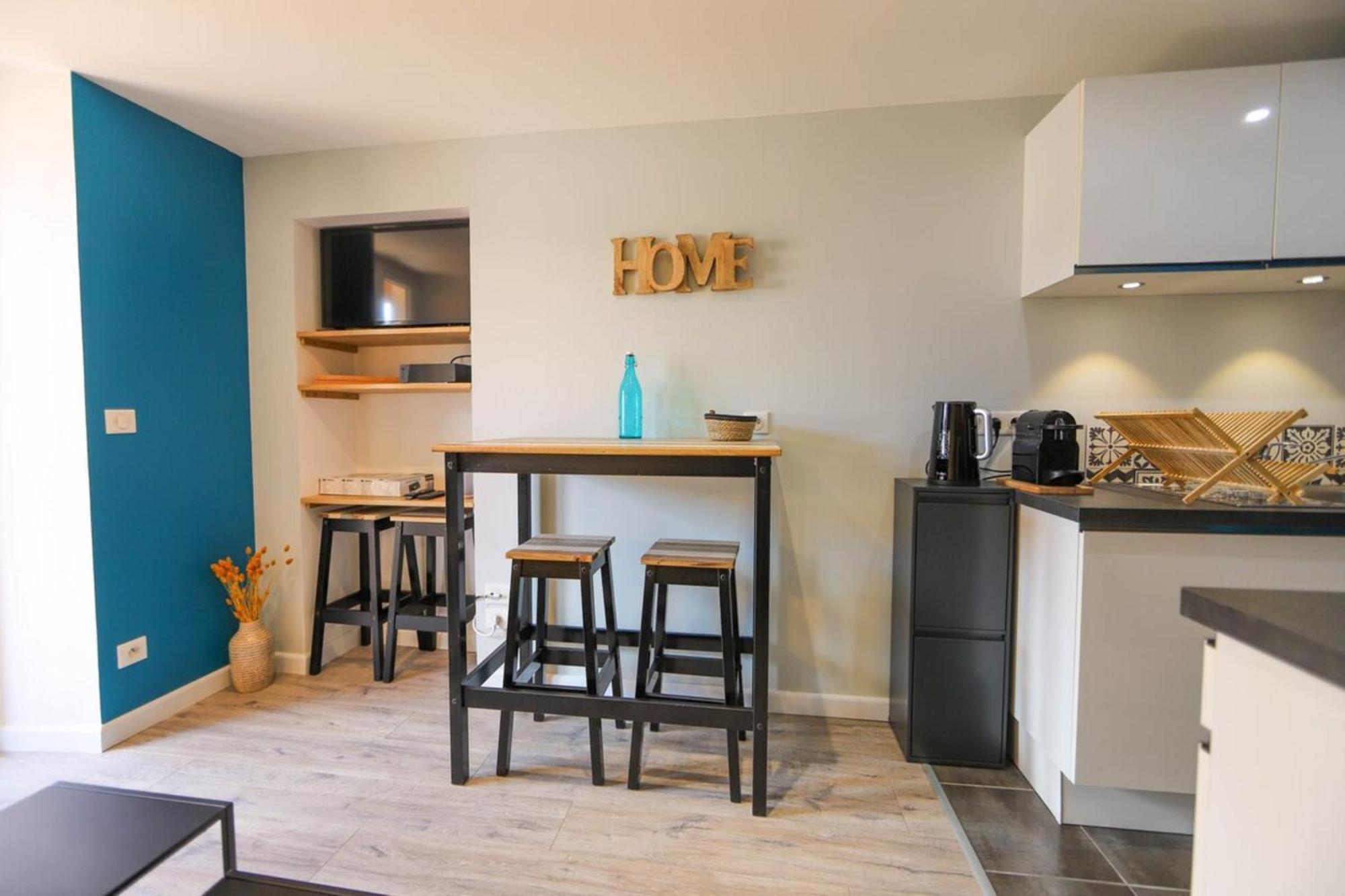 A L'Aventure ! Joli T2 Avec Balcon Centre Ville Annecy Ngoại thất bức ảnh