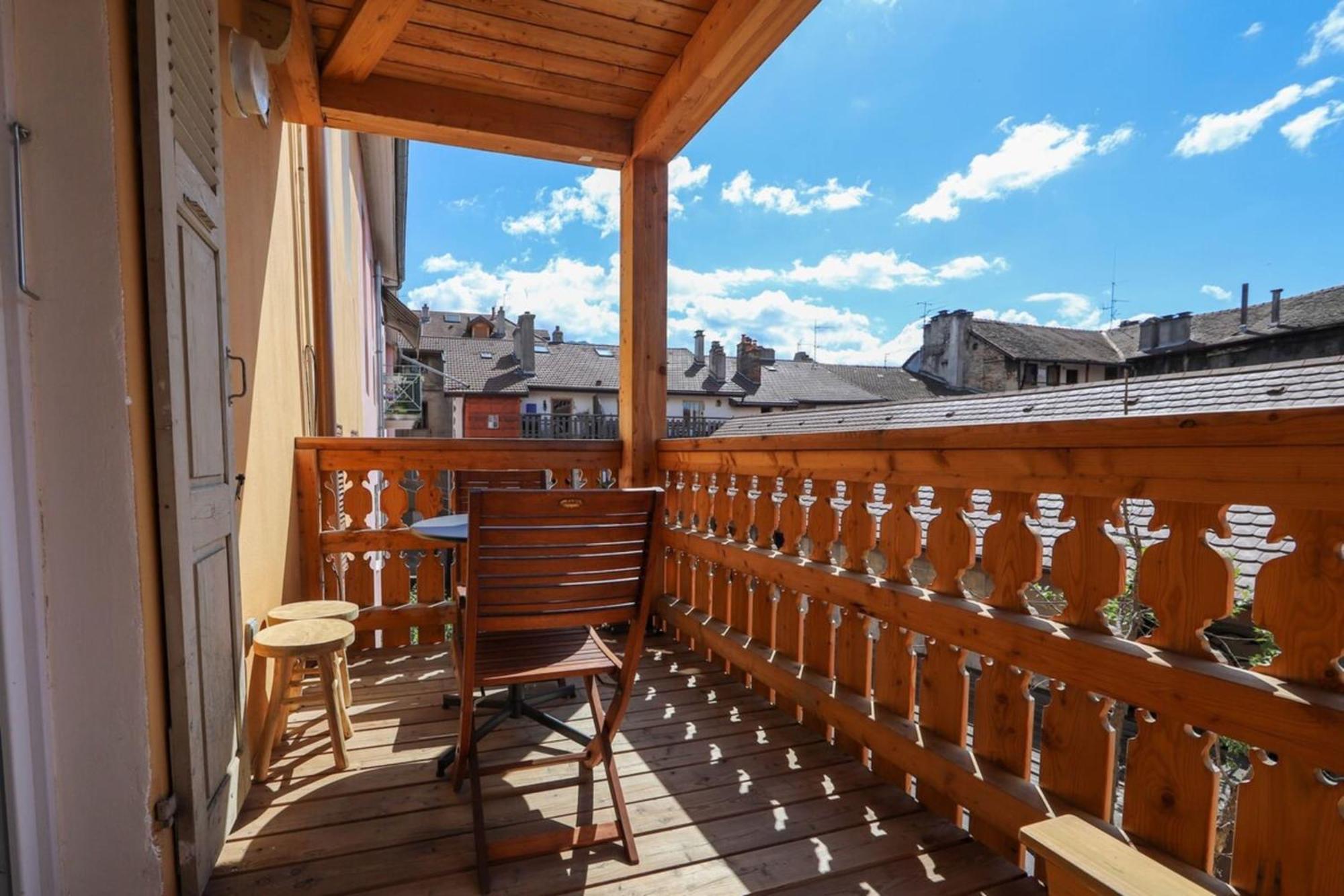 A L'Aventure ! Joli T2 Avec Balcon Centre Ville Annecy Ngoại thất bức ảnh